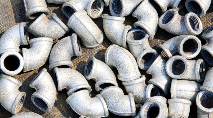 Professional gutter cleaning in Rio Grande, PR